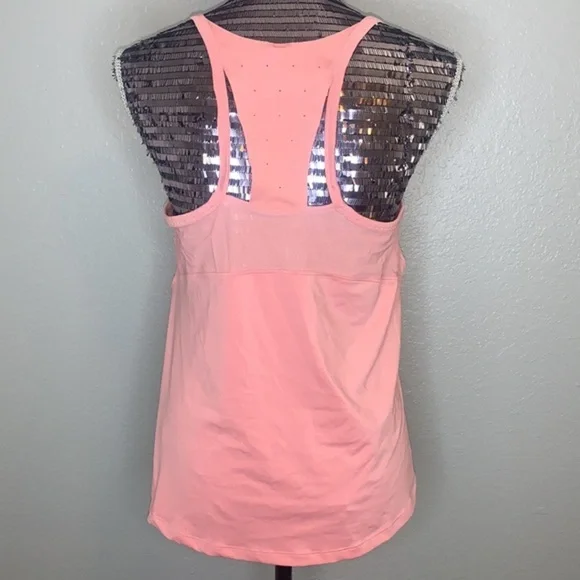 Women’s Under Armour Loose Pink Tank - Picture 5 of 8